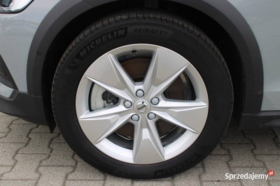 Volvo V60 Cross Country 2024r 4130 4x4 Kamera Pozostałe śląskie Bielsko-Biała