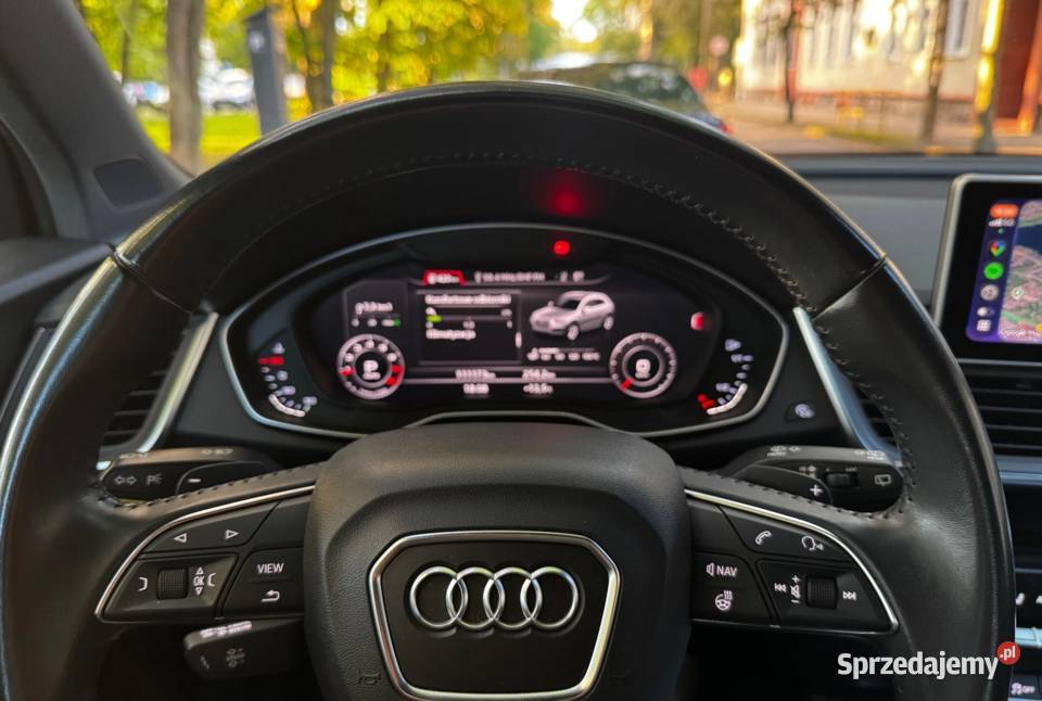 AUDI Q5 20 TFSI Benzyna 2018 4x4 252 Prestige