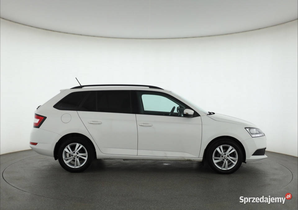 Skoda Fabia 10 TSI manualna Piaseczno
