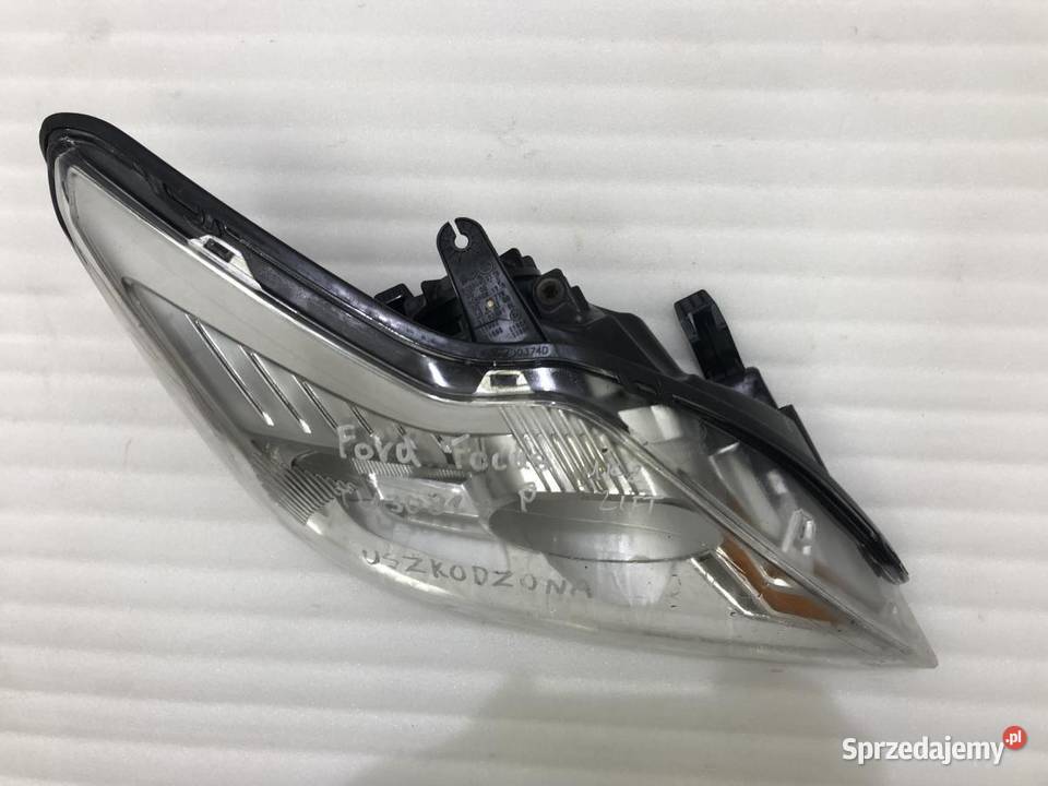 LAMPA PRAWY PRZÓD 8M5113W0290BE FOCUS MK2 LIFT osobowe Lampy przeciwmgielne