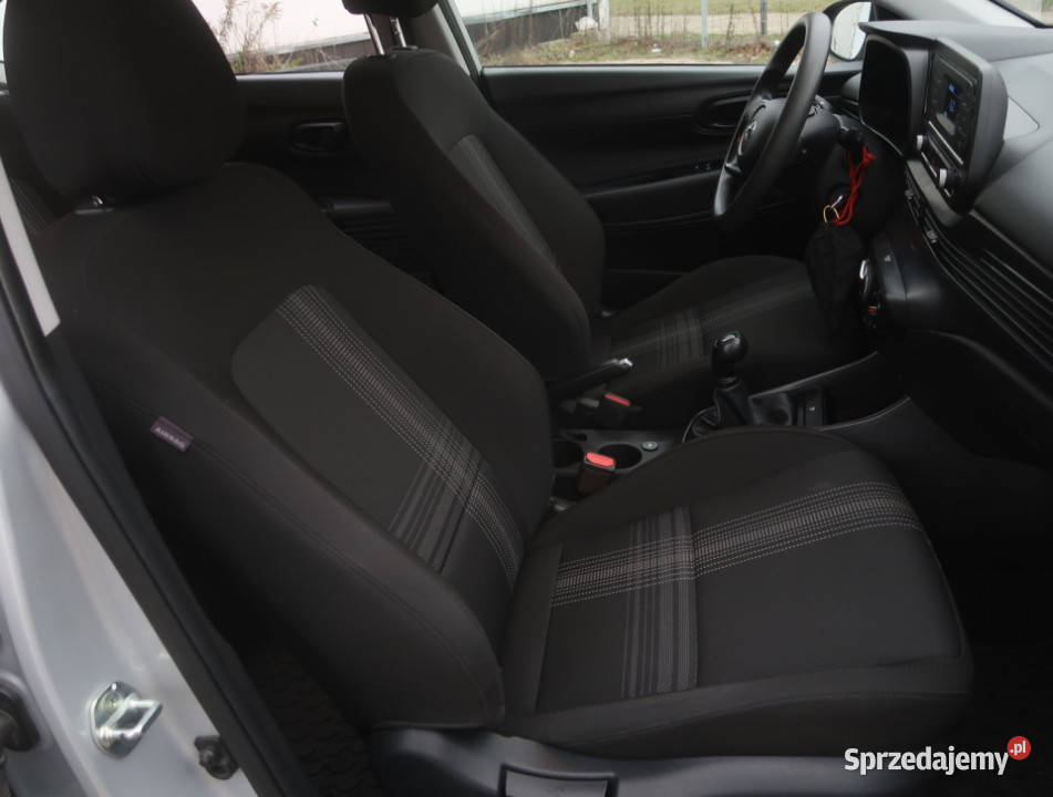 Hyundai i20 12 MPI ESP i20 Łódź