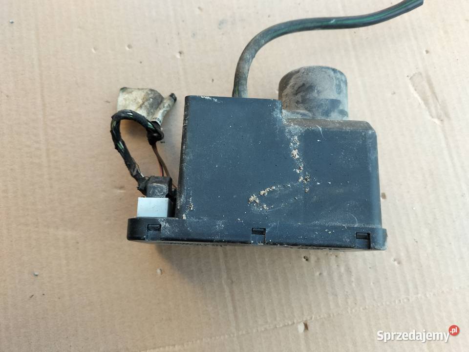Pompka Centralnego Zamka AUDI 80 B3 B4 Kamień-Kolonia