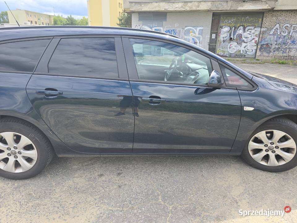 Opel Astra J 14T gaz brc 2015r Polski salon Gliwice