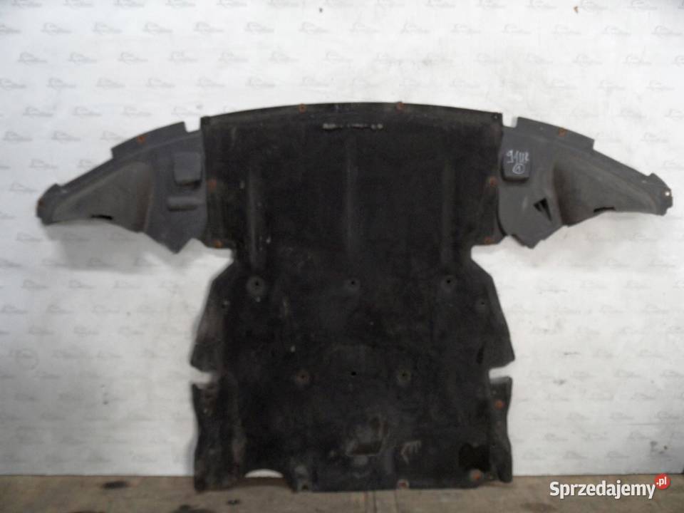 BMW F30 12r osłona pod silnik z trójkątami