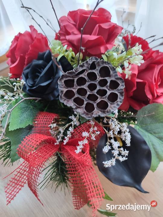 Wiązanka na cmentarz kompozycja kwiatowa na grób