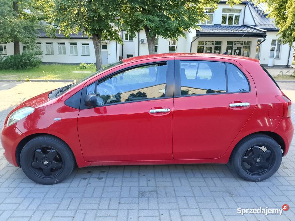 Toyota Yaris 10 2007 Rok produkcji 2007 Celestynów