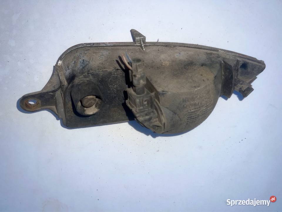 Lampa przeciwmgielna prawa Opel Corsa C Ostrzeszów