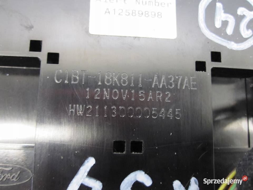 FORD FIESTA MK7 VII LIFT 13r panel radia Panele sterowania, przełączniki świętokrzyskie