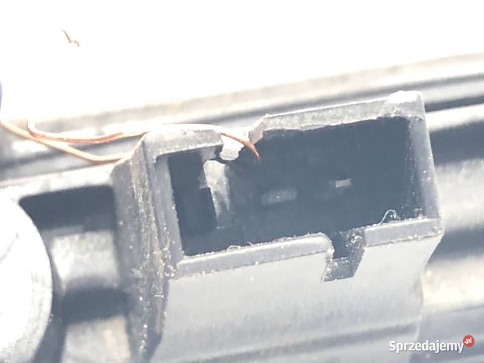 KLAMKA KLAPY TYŁ SKODA FABIA II Kombi 0714