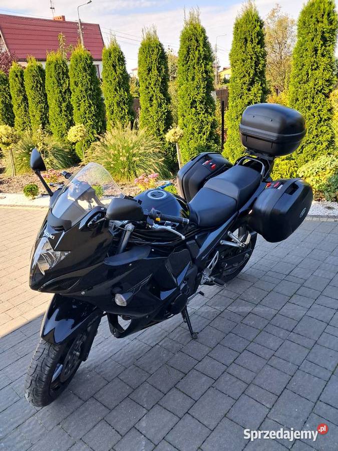 Sprzedam motocykl sportowoturystyczny 27000km