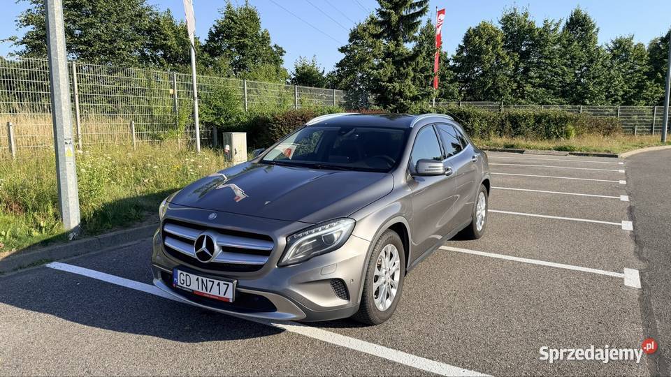 Mercedes GLA zadbany prywatny reflektory ksenonowe Gdańsk