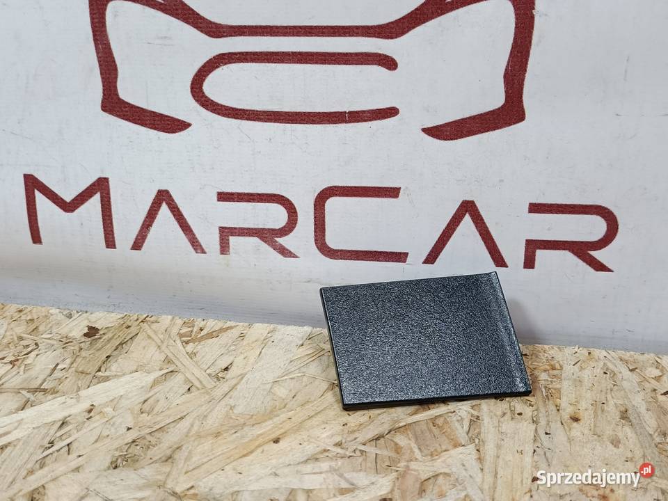 VOLVO XC60 II ZAŚLEPKA ŚRUBY LAMPY PRAWY TYŁ Pleszew sprzedam