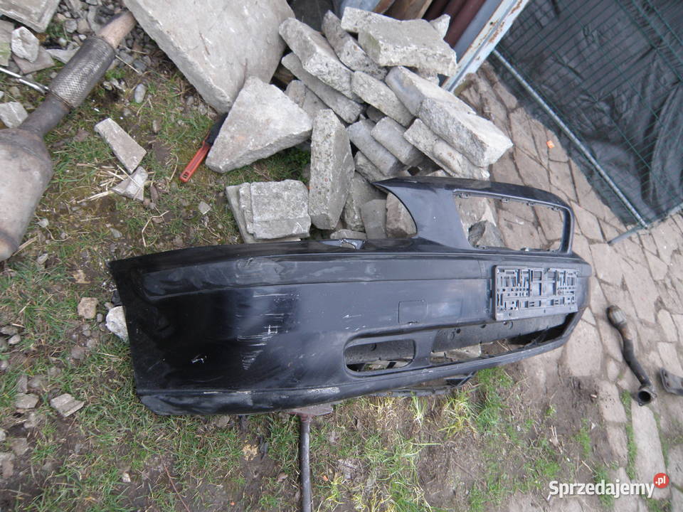 Zderzak przedni przód Volvo v70 II 0004 czarny Kraków