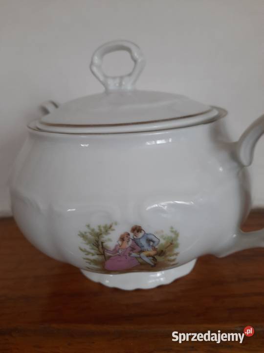 Porcelana obiadowa i kawowa zdobiona scenkami mazowieckie
