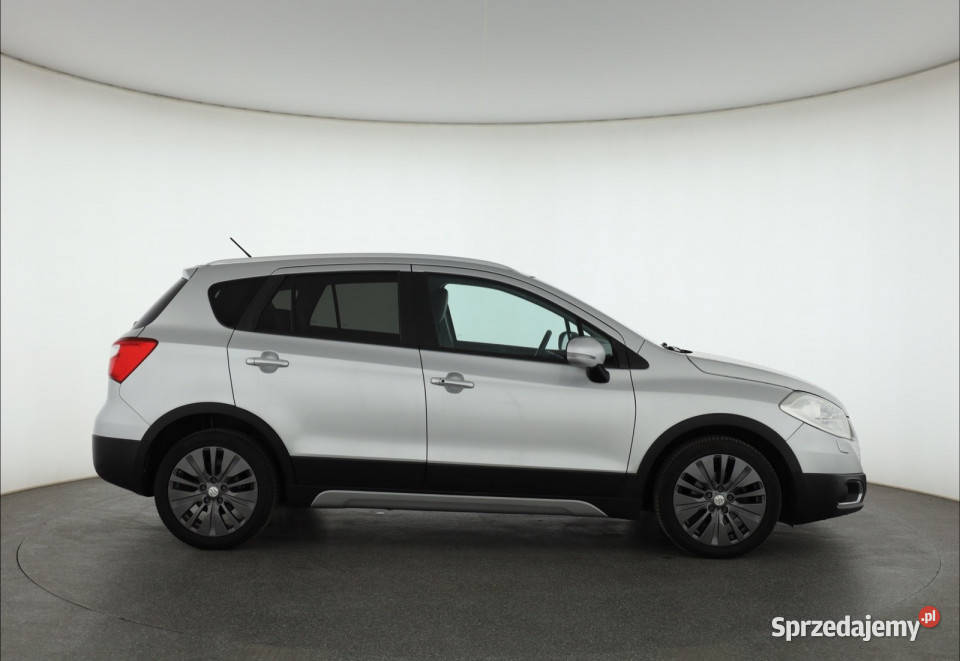Suzuki SX4 SCross 16 VVT światła przeciwmgielne SX4 S-Cross Piaseczno