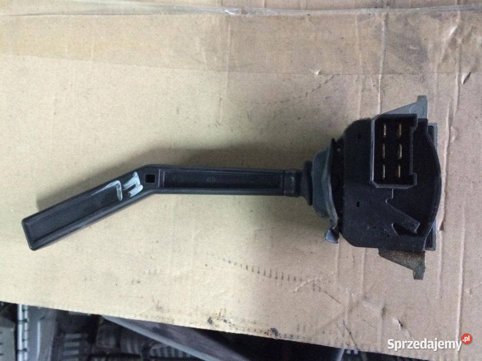 VOLVO FL6 PRZEŁĄCZNIK WYCIERACZEK 15945431 Maszewo