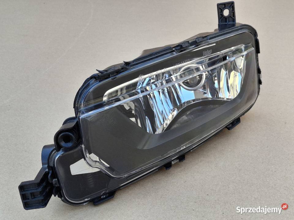 VW T6 LIFT T61 HALOGEN LEWY LAMPA PRZECIWMGIELNA Bieleń