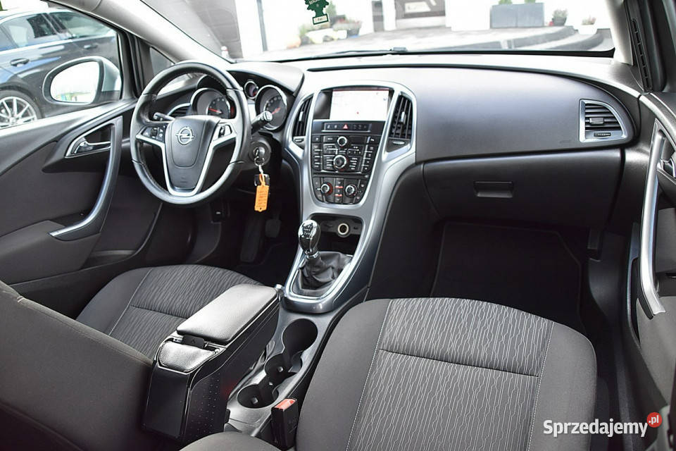 Opel Astra 14T 120 Alu Klima Navi Gwarancja J