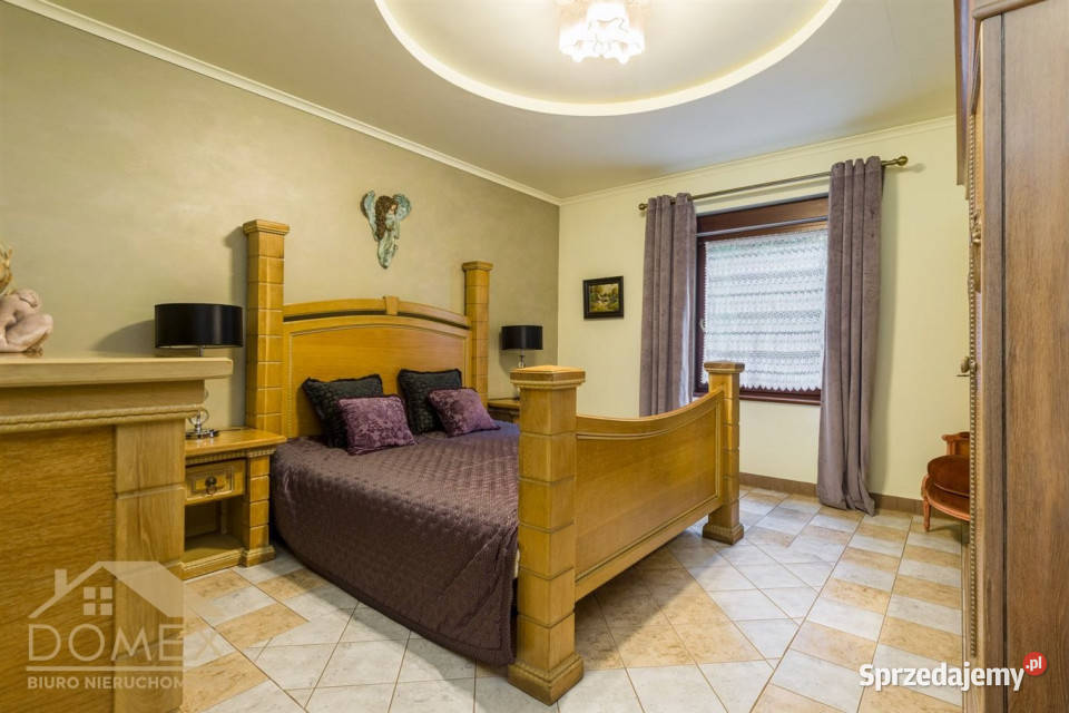 Dom wolnostojący Rogów 242m2 do zamieszkania śląskie