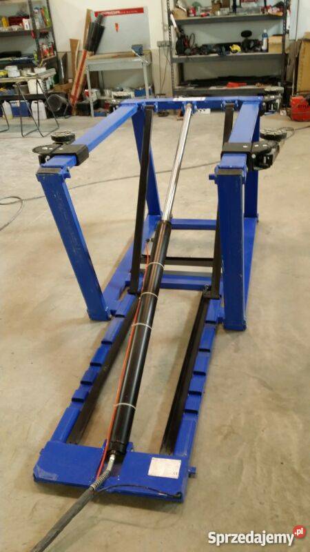 Podnośnik samochodowy dwukolumnowy Laski