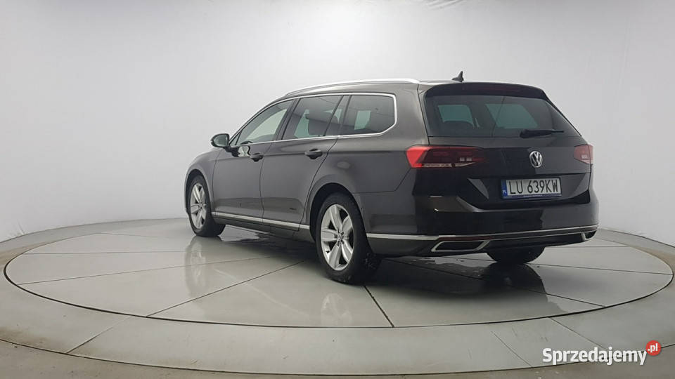 Volkswagen Passat 20 TDI EVO Elegance Z gniazdo AUX Warszawa