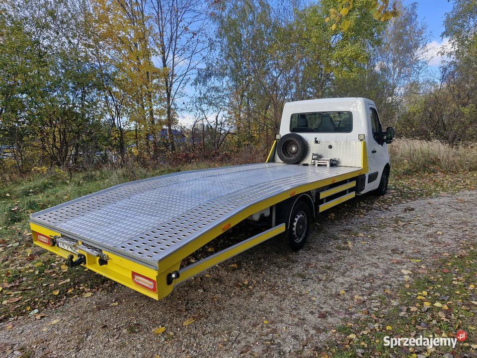 Renault Master autolaweta Bezwypadkowy Kielce