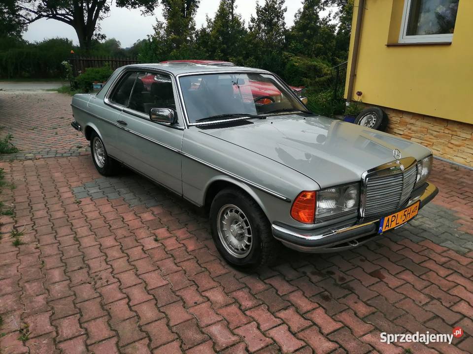 Mercedes W123 Coupe 230 CE żółte tablice zabytek garażowany Piotrkówek