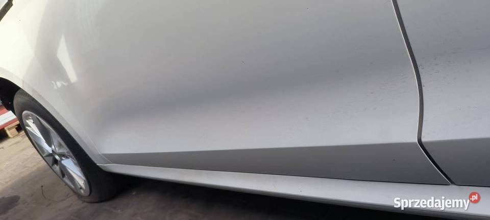 DRZWI LEWE PRZÓD SKODA OCTAVIA IV LF9E ORYGINAŁ Lipno sprzedam