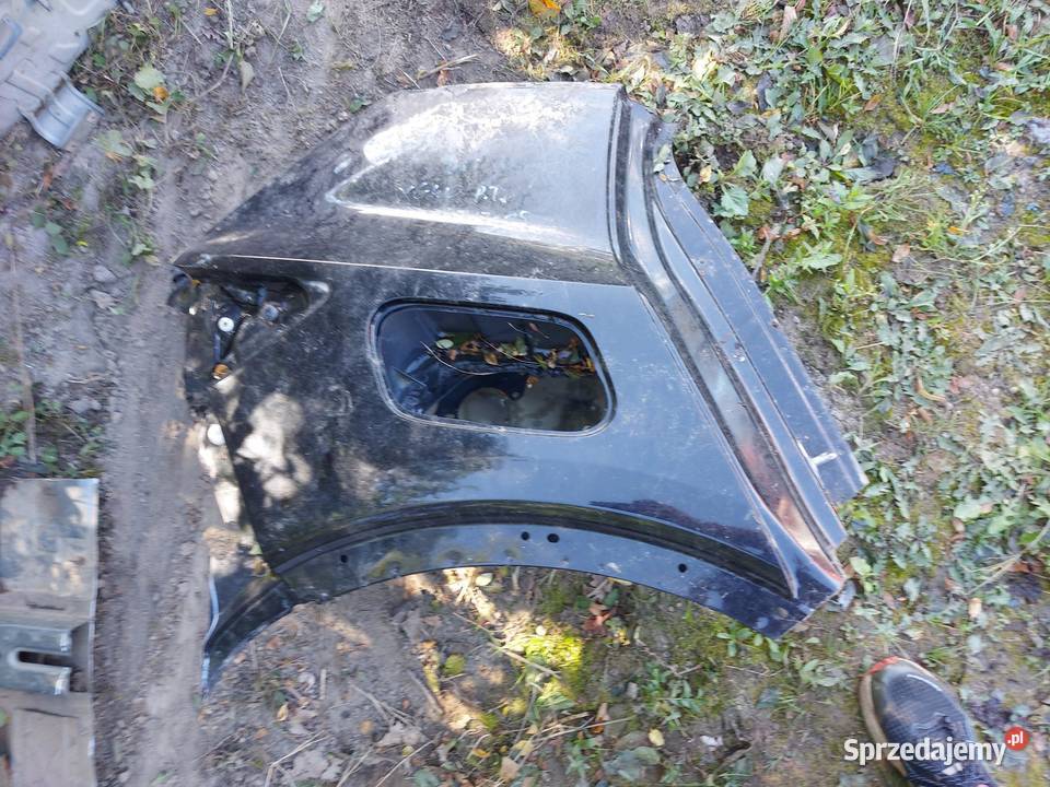 VOLVO XC40 Błotnik ćwiartka tył prawy 71715