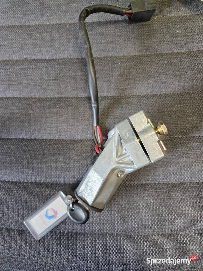 Stacyjka Fiat 126p oryginał Namysłów