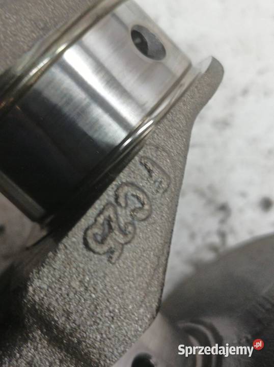 WAŁ KORBOWY 16 TDCI Ford Fiesta Mk7 20082016