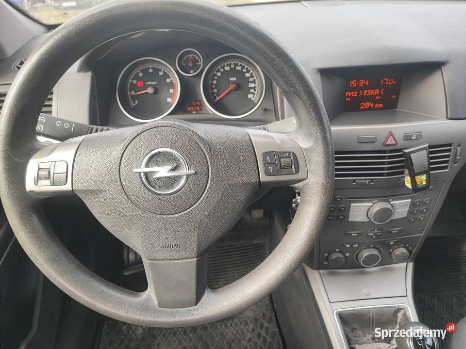 Opel Astra H 16 b manualna Kozłówka