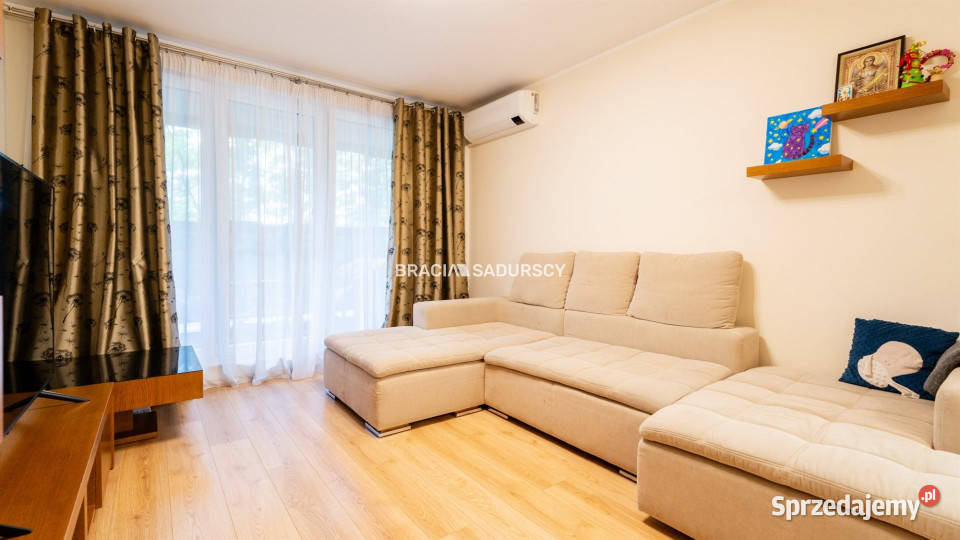 Mieszkanie 6482m2 3 pokojowe Kraków małopolskie