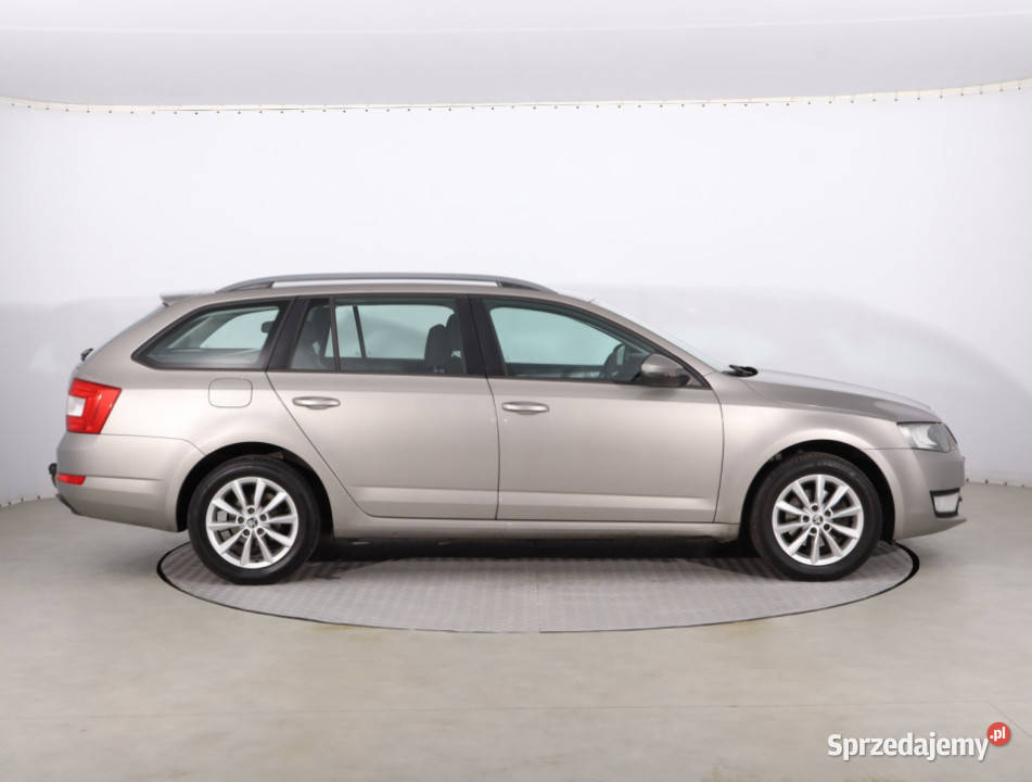 Skoda Octavia 14 TSI bluetooth