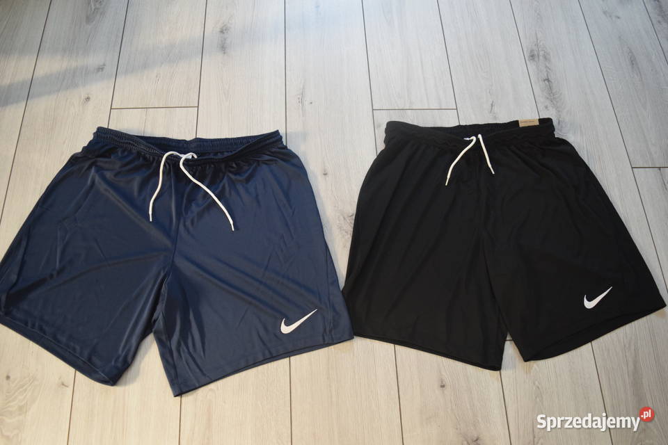 Spodenki Oryginał NIKEDwie ParyRozmiar Odzież sportowa Olsztyn sprzedam