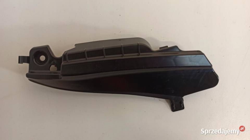MOCOWANIE WSPORNIK PLASTIK AUDI Q2 81A880756A osobowe dolnośląskie