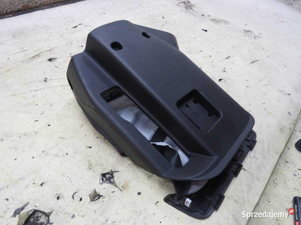 OSŁONA KOLUMNY KIEROWNICZEJ FORD FIESTA MK8