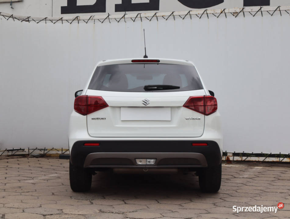 Suzuki Vitara 10 BoosterJet manualna Łódź
