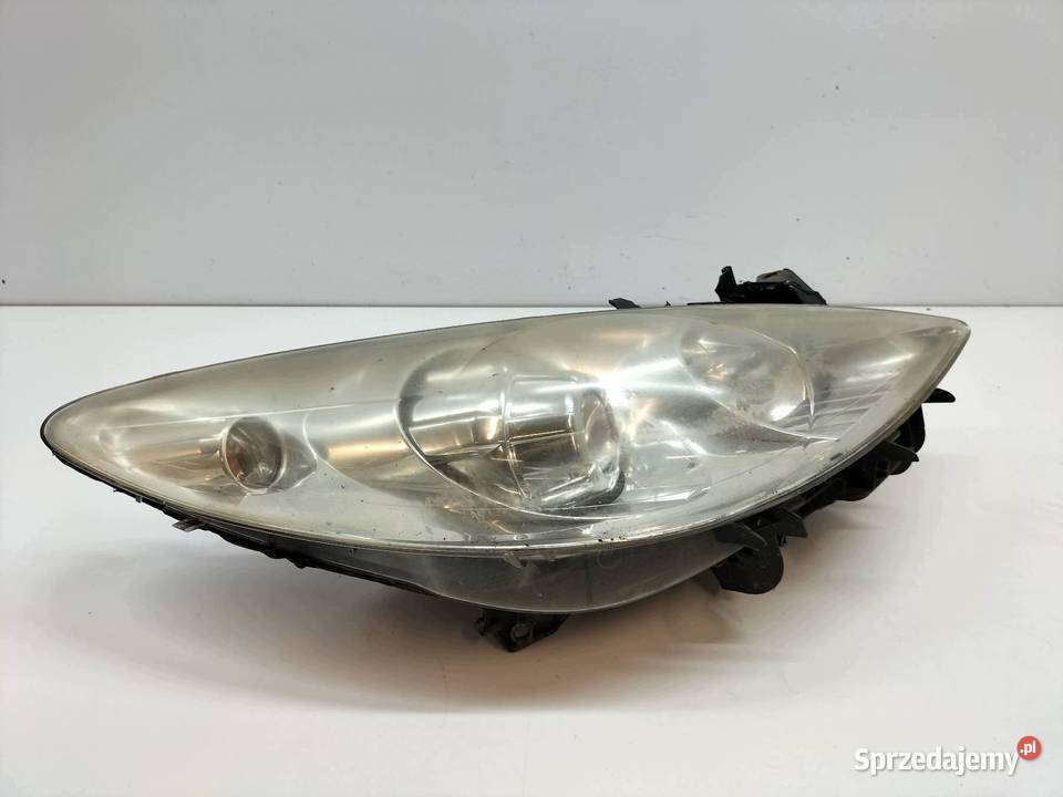 LAMPA PRZÓD PRAWA LIFT SOCZEWKA 9681832280