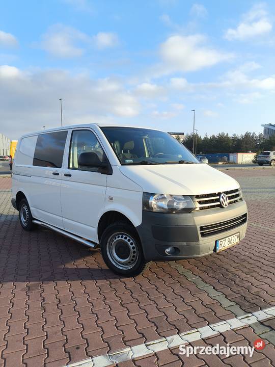 Volkswagen Transporter 10 lat w jednych rękach Rzeszów