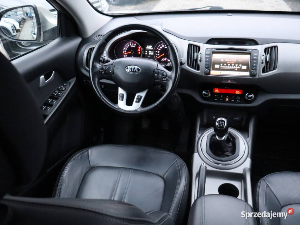 Kia Sportage 16 GDI srebrny