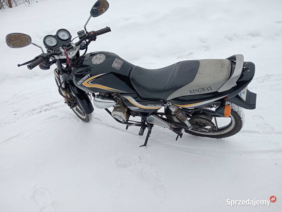 Sprzedam czterosuwowy Uchanie sprzedam