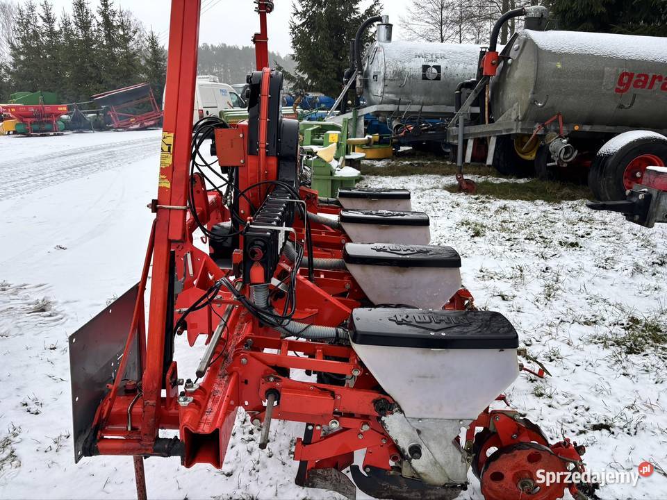 Siewnik do kukurydzy i innych Kuhn 4 rzędowy sprzedam