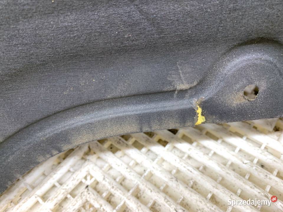 WYGŁUSZENIE MASKI KIA CARENS IV SUV Elementy wygłuszające sprzedam