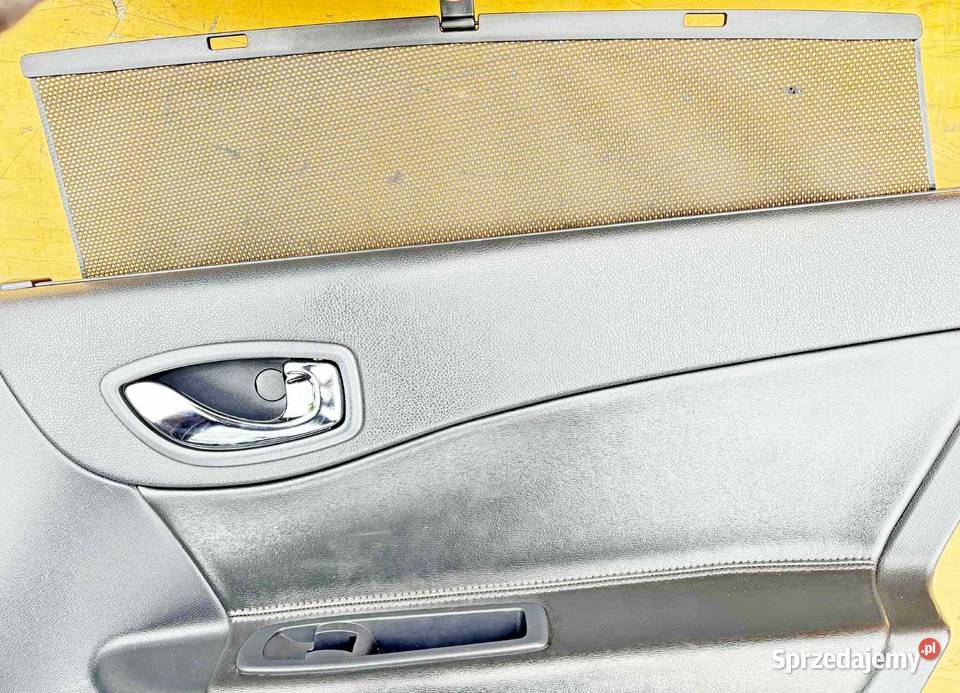 RENAULT KOLEOS I BOCZKI DRZWI TAPICERKA Rok produkcji 2008