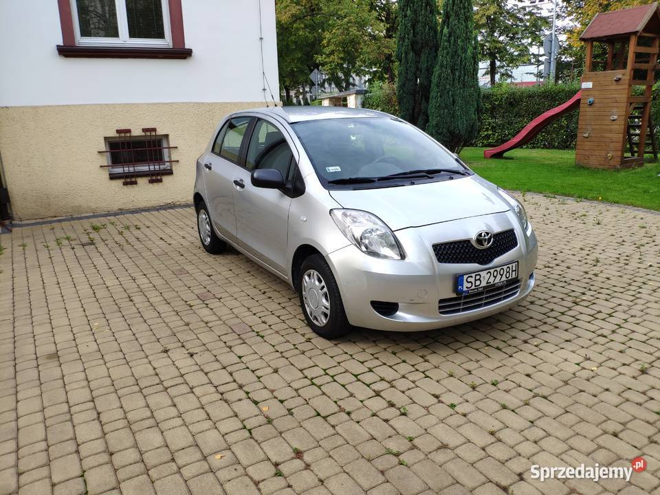 Toyota Yaris II 2006 10 benzyna ogłoszenie Yaris Kraków