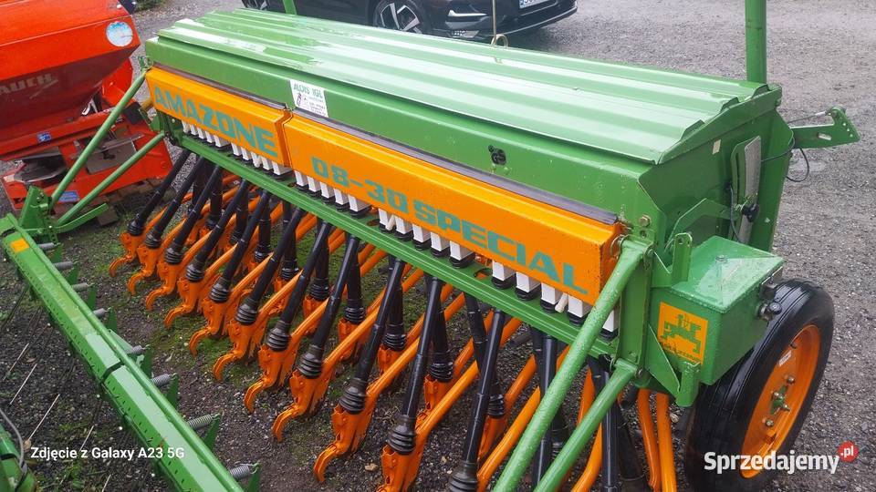 Siewnik AMAZONE D8 Special 3000 do zboża 3m śląskie Przymiłowice sprzedam