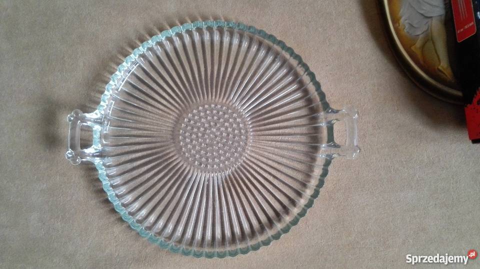 Piękna patera kropki opolskie