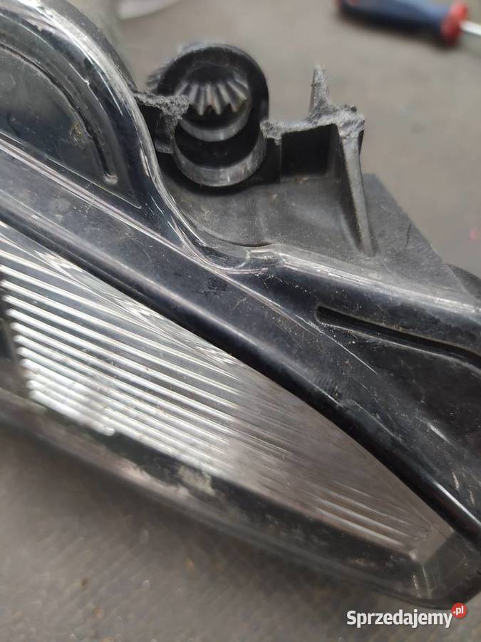 Halogen lewy passat b8 oryginalny podkarpackie Rzeszów sprzedam