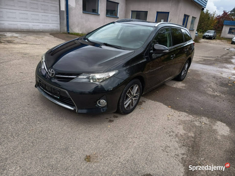 Toyota Auris Or lakier udokumentowany nieuszkodzony Janów Lubelski